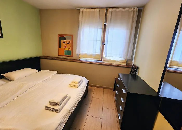 Skyline Apartament Tirana